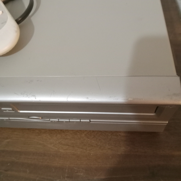 Emerson EWD2204 DVD VCR Combo w/ Remote Tested And Works. - Picture 5 of 10